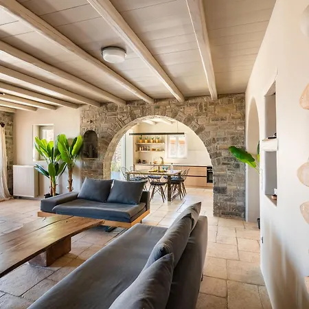 Luxury Delphinus - Allparos *